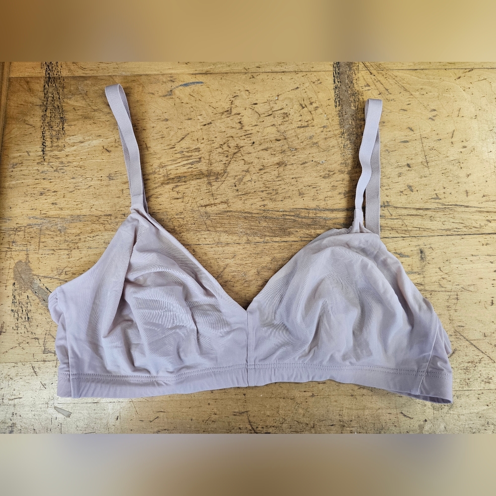 Hanro Smooth Wireless Bra
